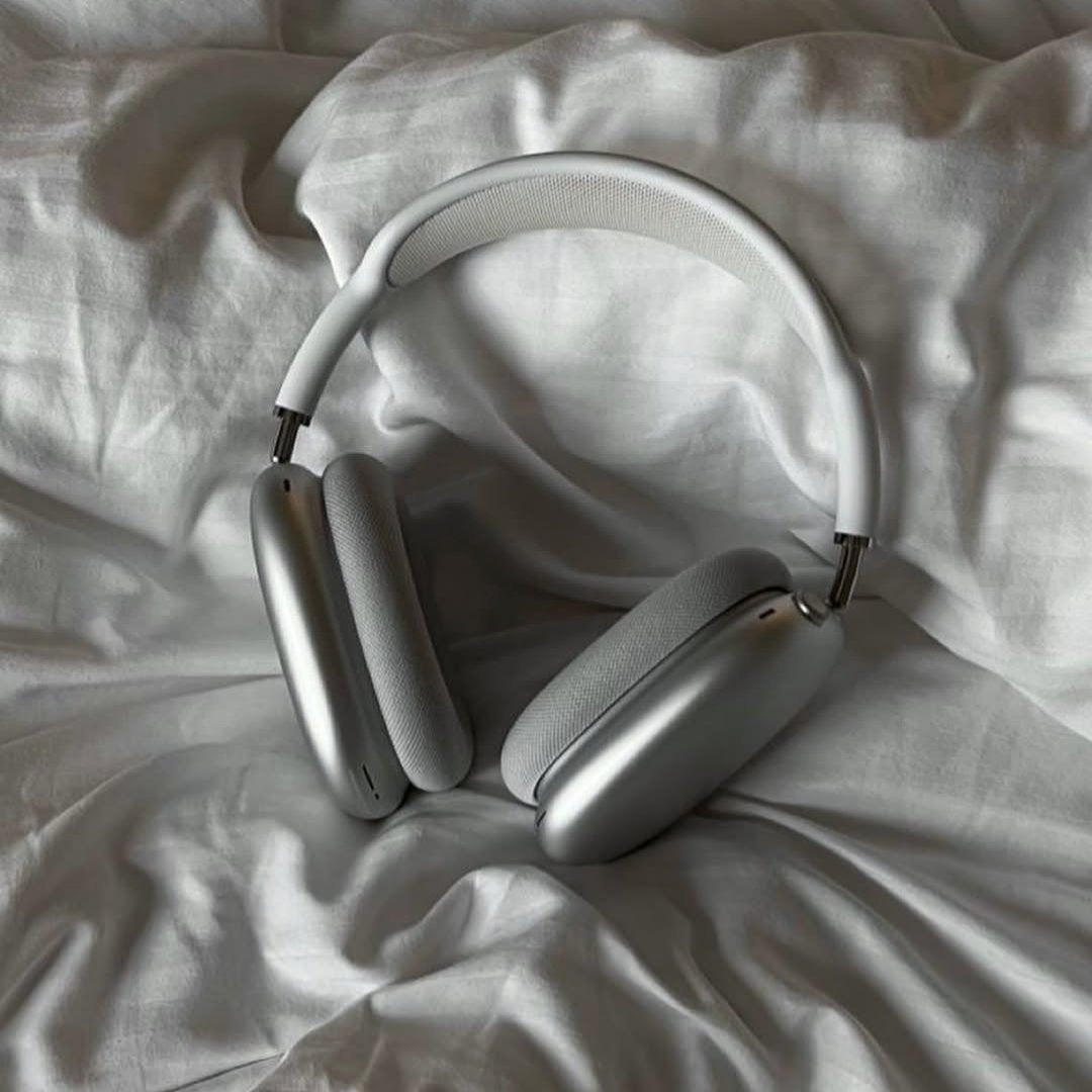 TechFusion.Hub"Airpods Max 2 Headphones 1:1 – Magnetic Cushion Variant